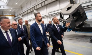 250 nowych ambulansów wojskowych od AMZ Kutno. MON inwestuje w medycynę pola walki [Foto]