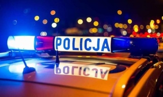 Sekundy grozy w Zduńskiej Woli: Bez kasku, bez uprawnień -12-latka potrącona na pasach! Wjechała prosto pod samochód [Wideo]